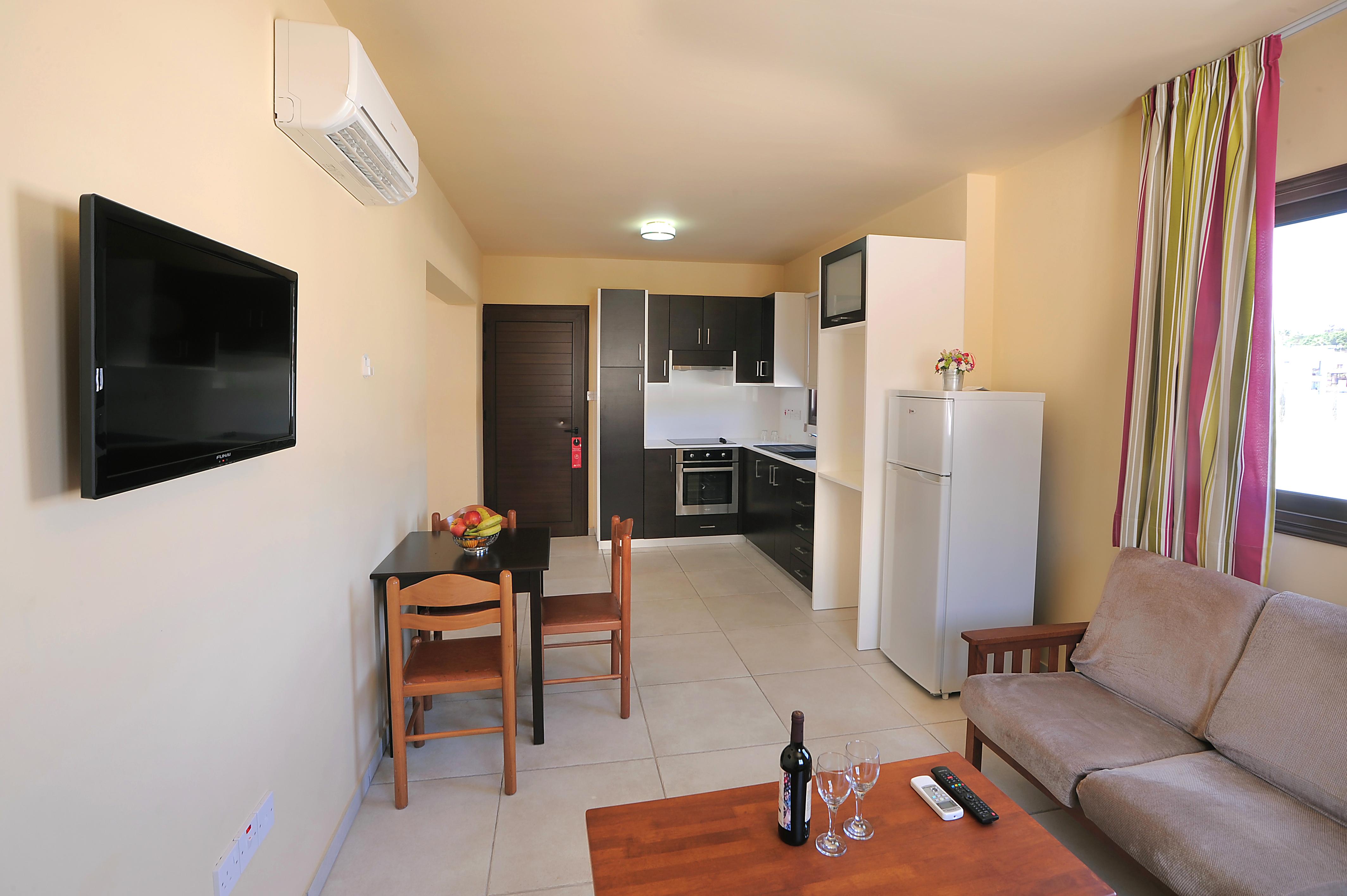 Nelia Gardens Hotel Ayia Napa Exterior foto