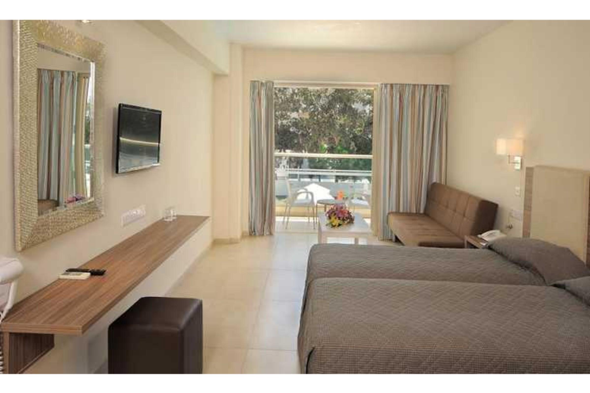 Nelia Gardens Hotel Ayia Napa Exterior foto