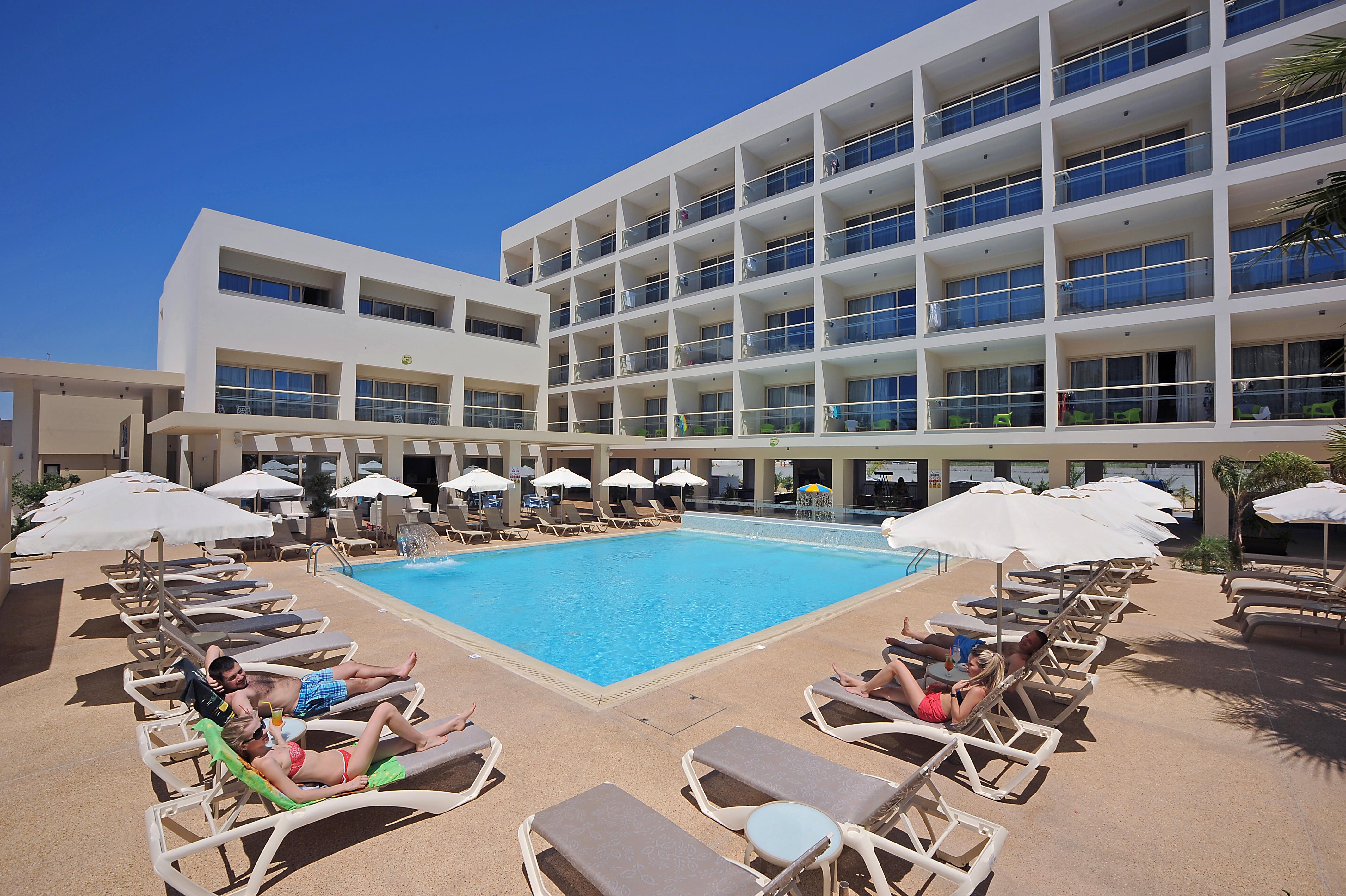 Nelia Gardens Hotel Ayia Napa Exterior foto