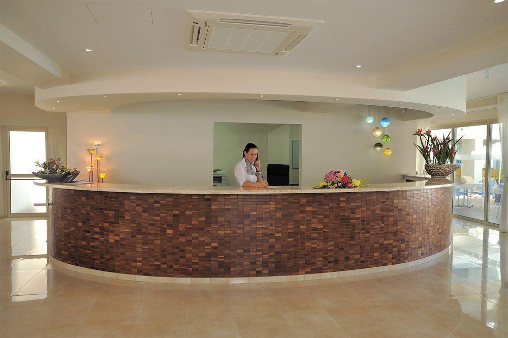 Nelia Gardens Hotel Ayia Napa Exterior foto