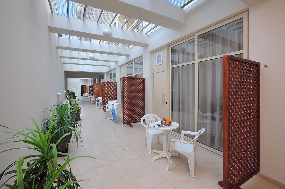 Nelia Gardens Hotel Ayia Napa Exterior foto